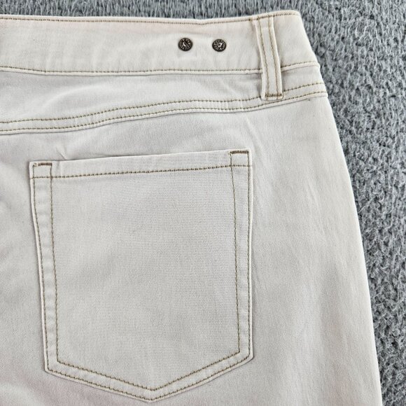 Cabi Jeans Women 14 (38x32) White Slim Boyfriend Distressed Mid Rise Stretch - Picture 15 of 16